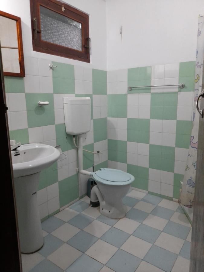 Hotel Santis Hikkaduwa Exteriör bild