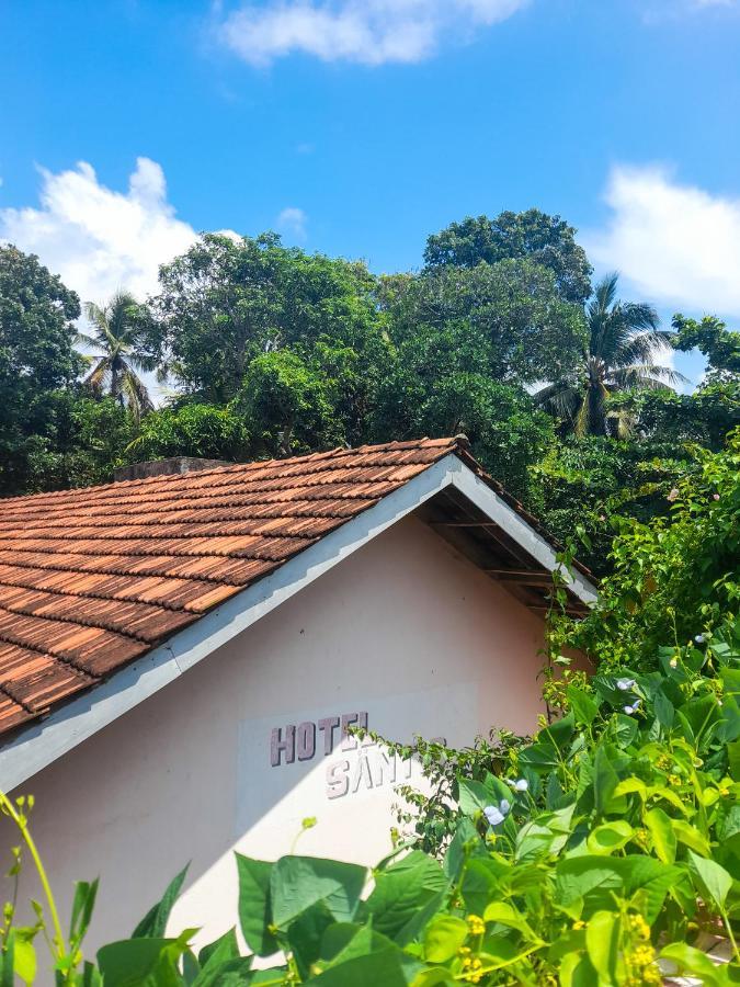 Hotel Santis Hikkaduwa Exteriör bild