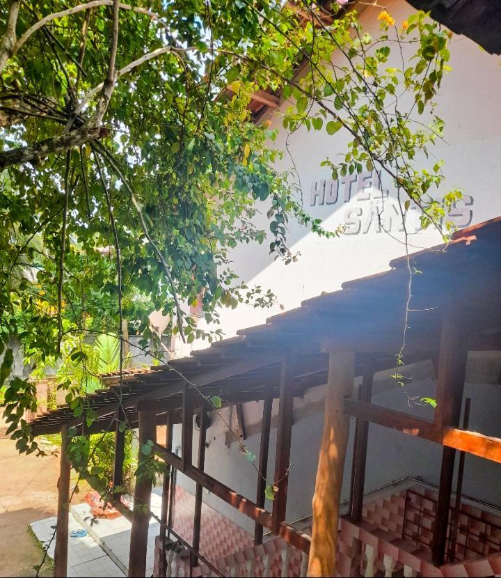 Hotel Santis Hikkaduwa Exteriör bild