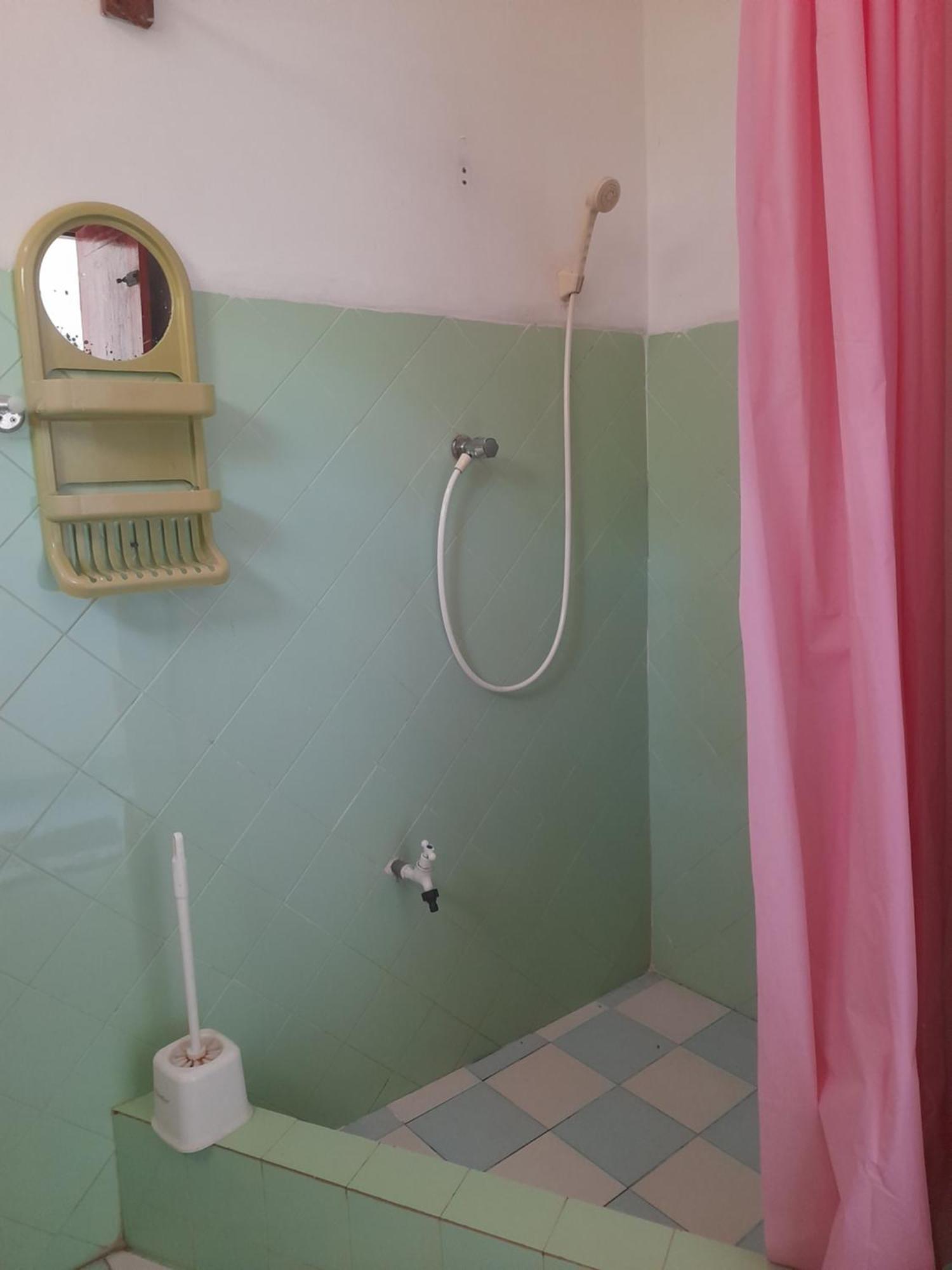 Hotel Santis Hikkaduwa Exteriör bild