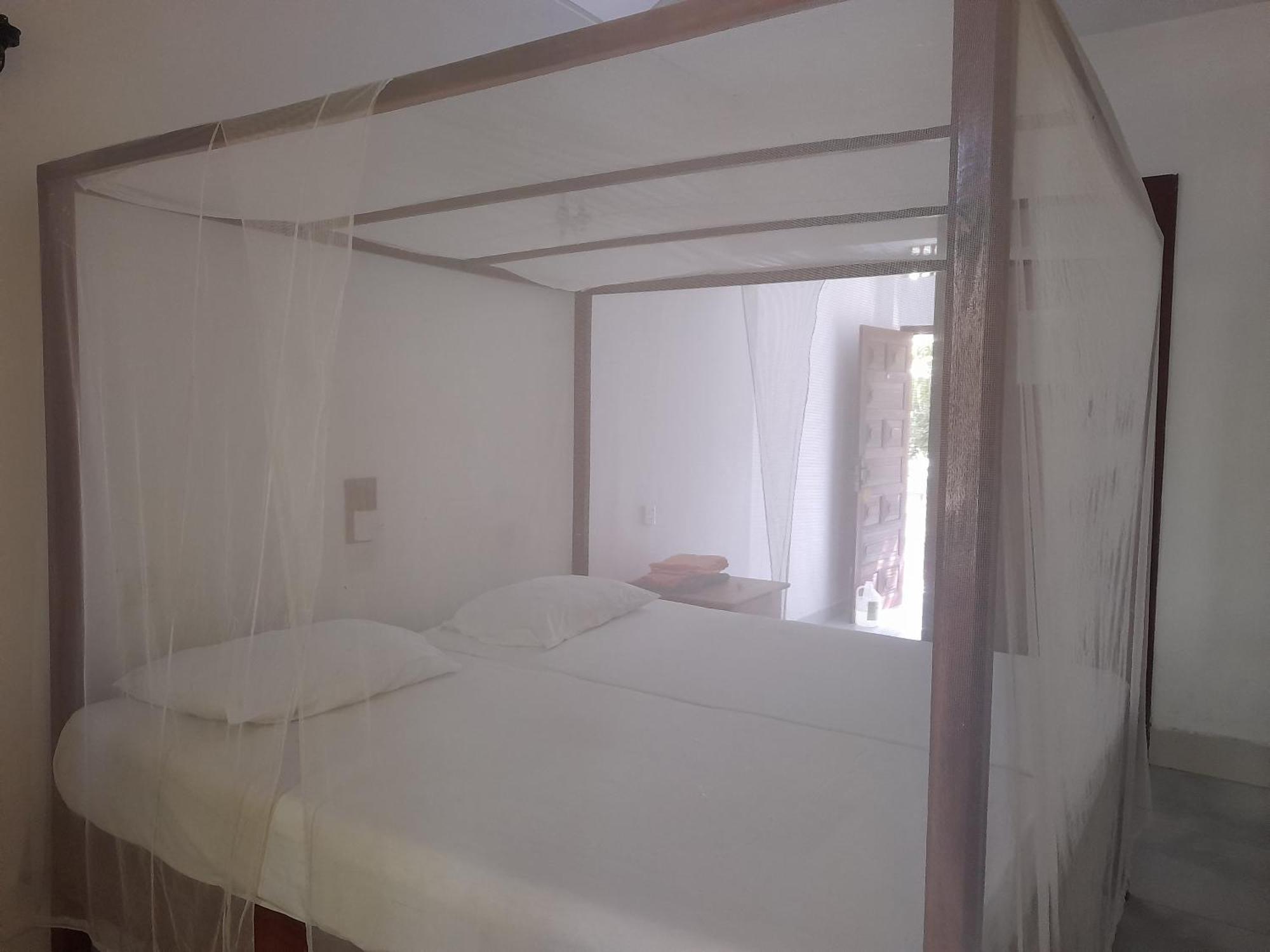 Hotel Santis Hikkaduwa Exteriör bild
